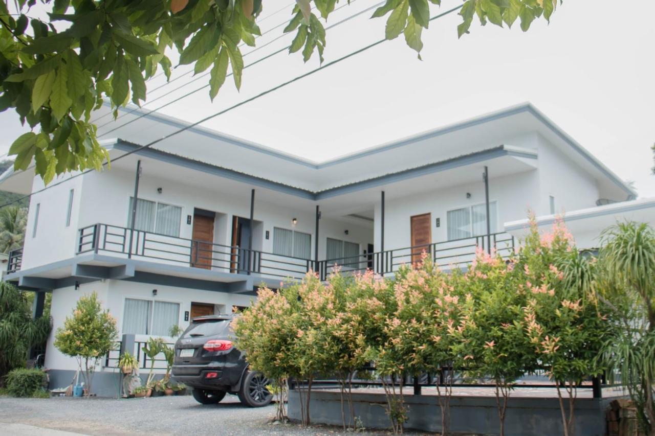 Nangkam Boutique Donsak Hotel Ban Pheng Krong ภายนอก รูปภาพ