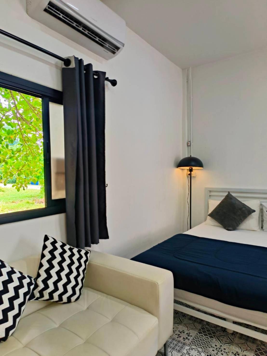 Nangkam Boutique Donsak Hotel Ban Pheng Krong ภายนอก รูปภาพ